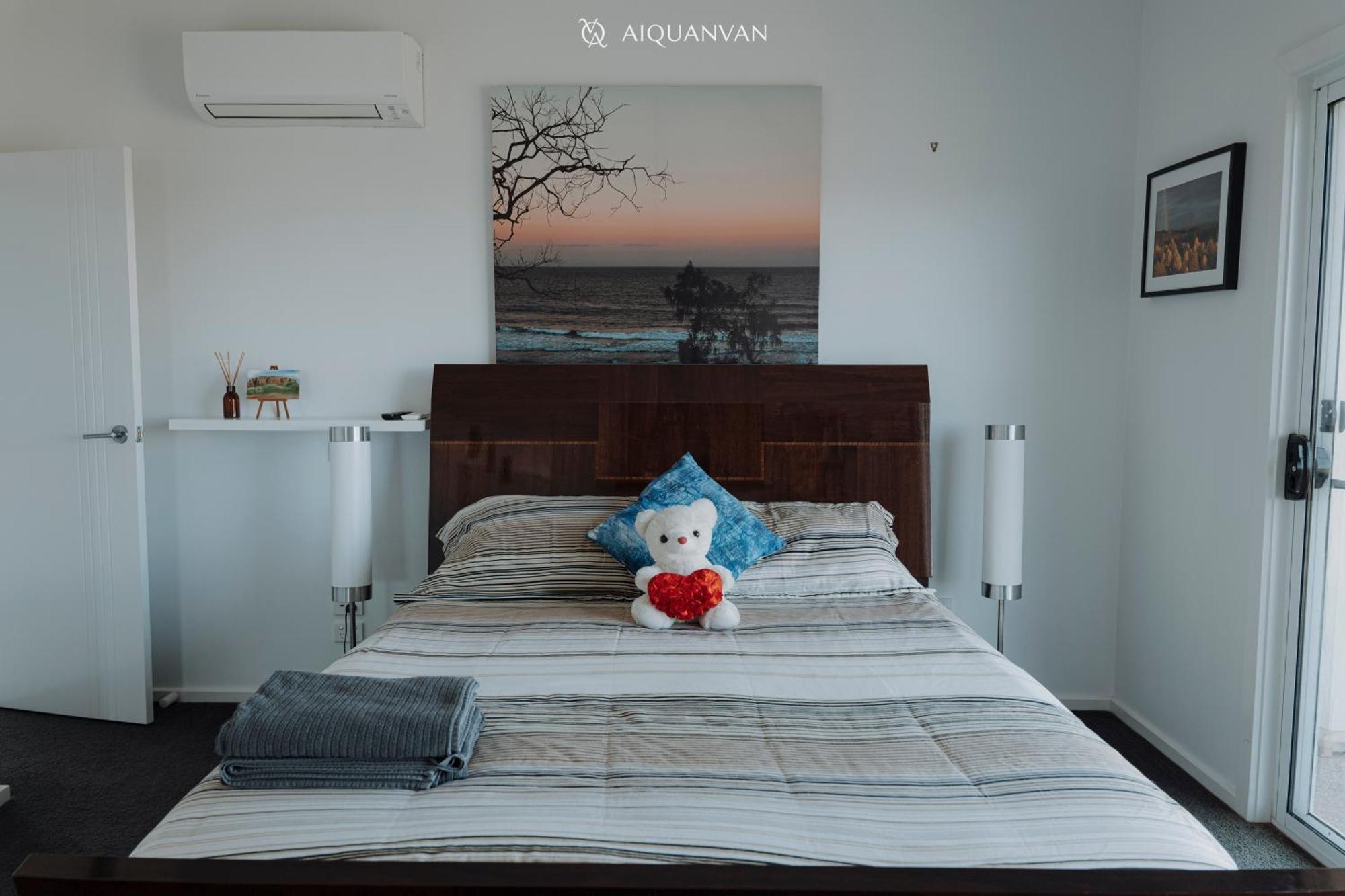 Coorong Island Retreat - Farm Stay At Pet Friendly Property Meningie Exteriör bild